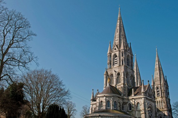 St Finbarre’s Cathedral
(5-10 mins walk)