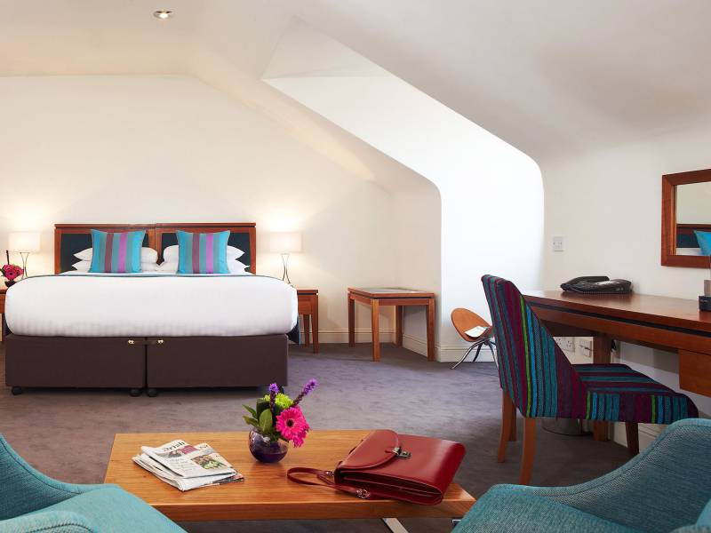 Rooms & Suites: Suite