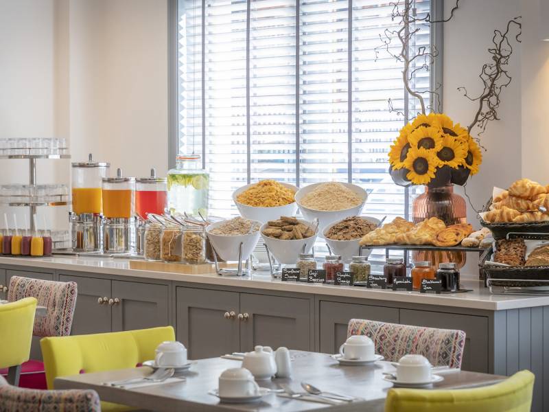 Breakfast Room