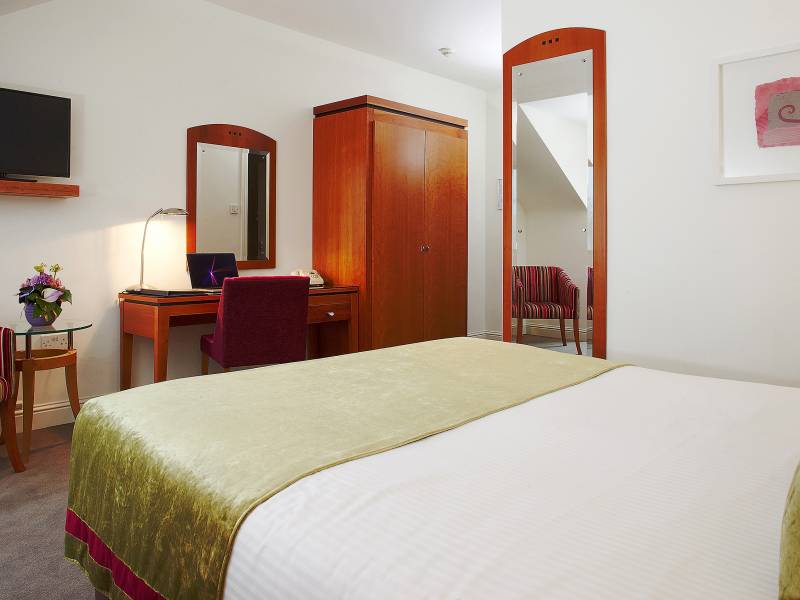 Rooms & Suites: Double Room